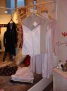 Sandra Gilles Himmelbett-Stand mit edler Wäsche